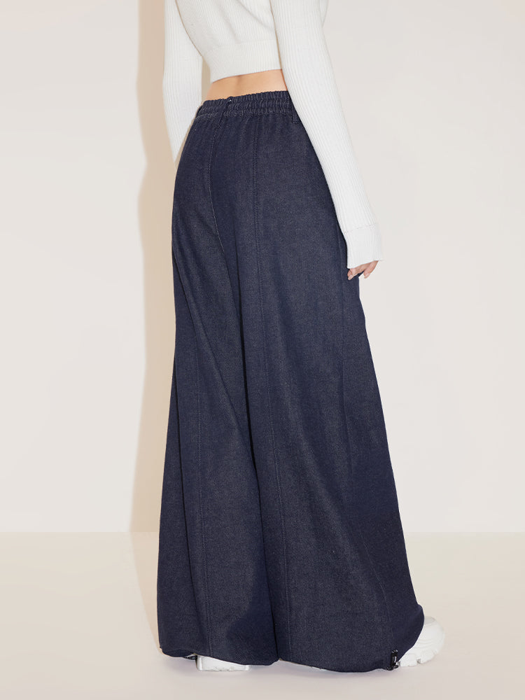 Cargo Style Wide Leg Jeans With Pockets