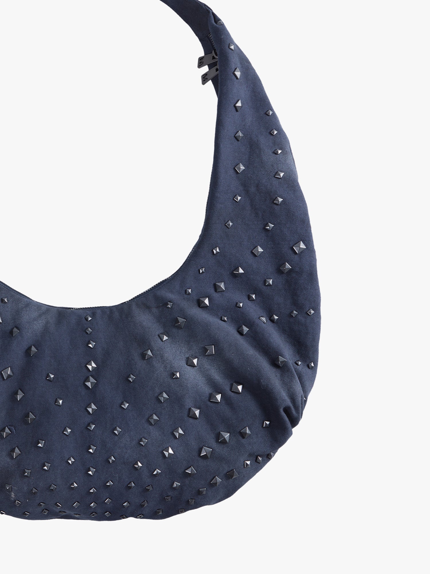 Square-shaped Rivet Bag