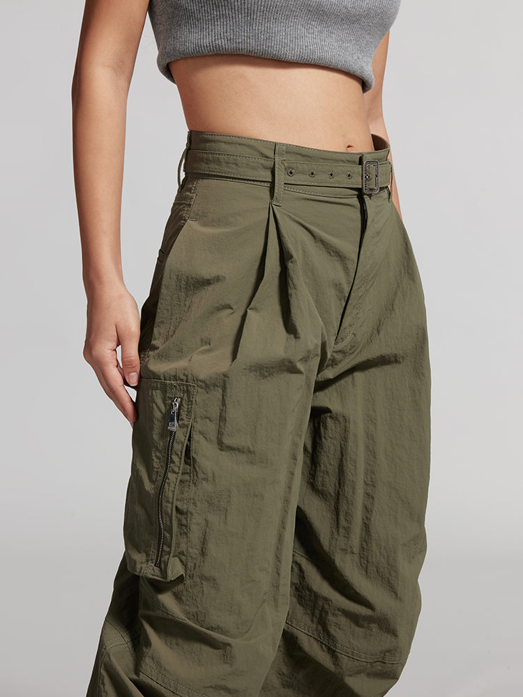 Belted Loose-Fitting Pleated Cargo Pants