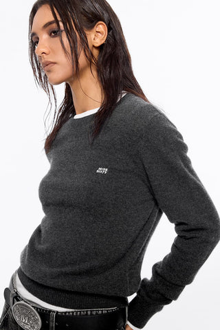 Round Neck Cashmere Sweater With Embroidered