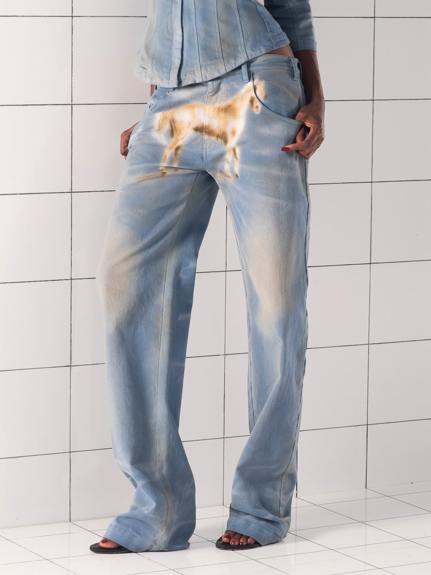 Air Spray Straight Leg Jeans