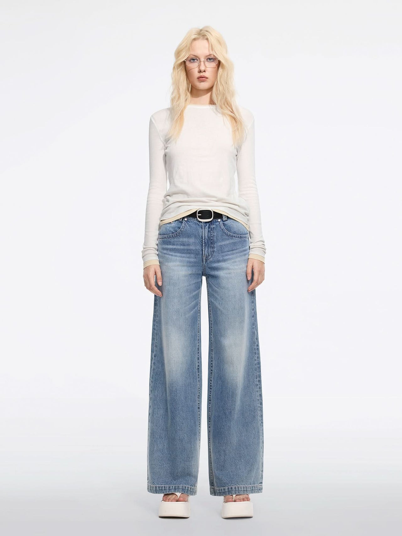 Vintage Mid-Rise Flared Jeans