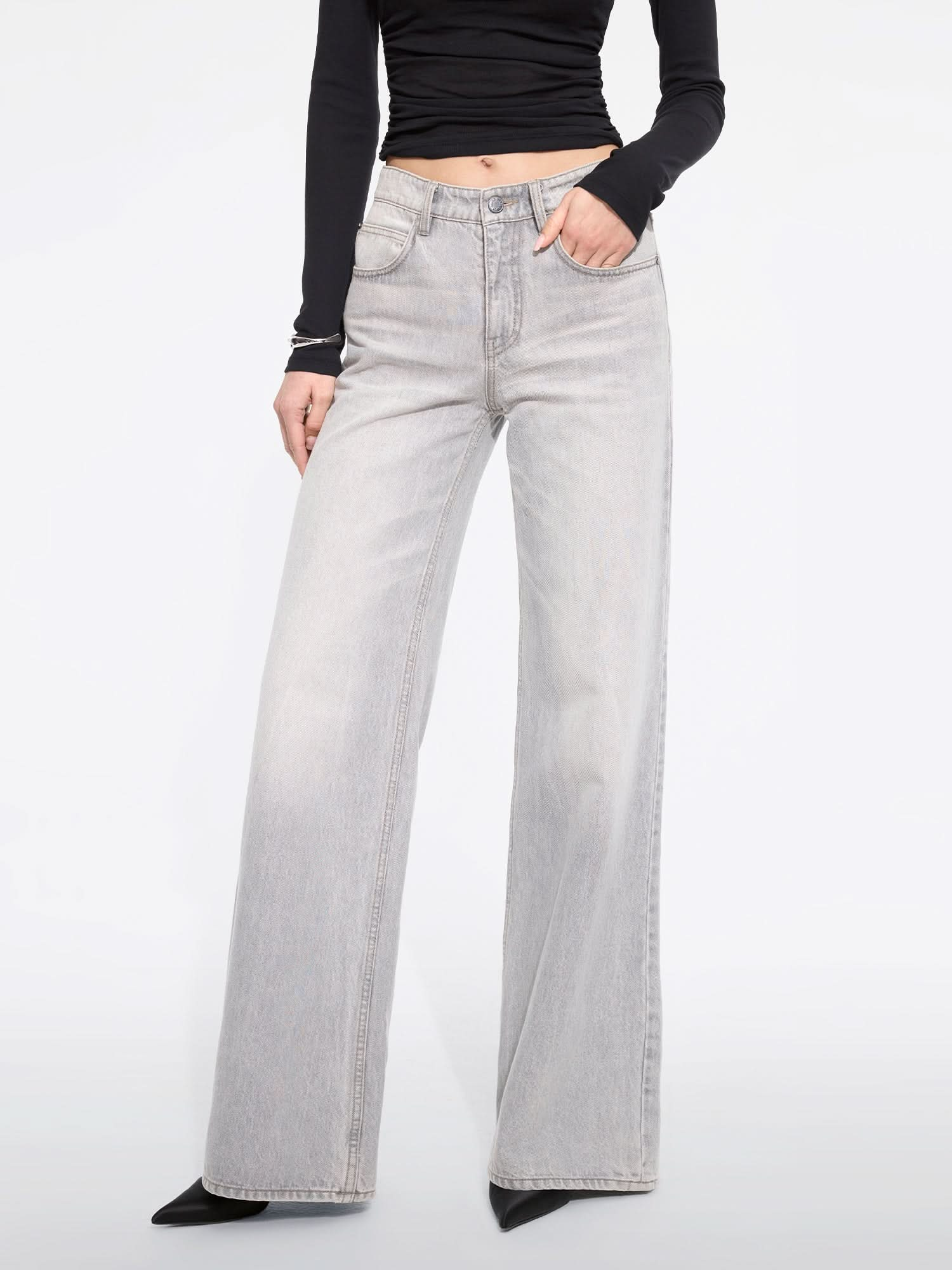 Low-Waisted Slight Flare Jeans