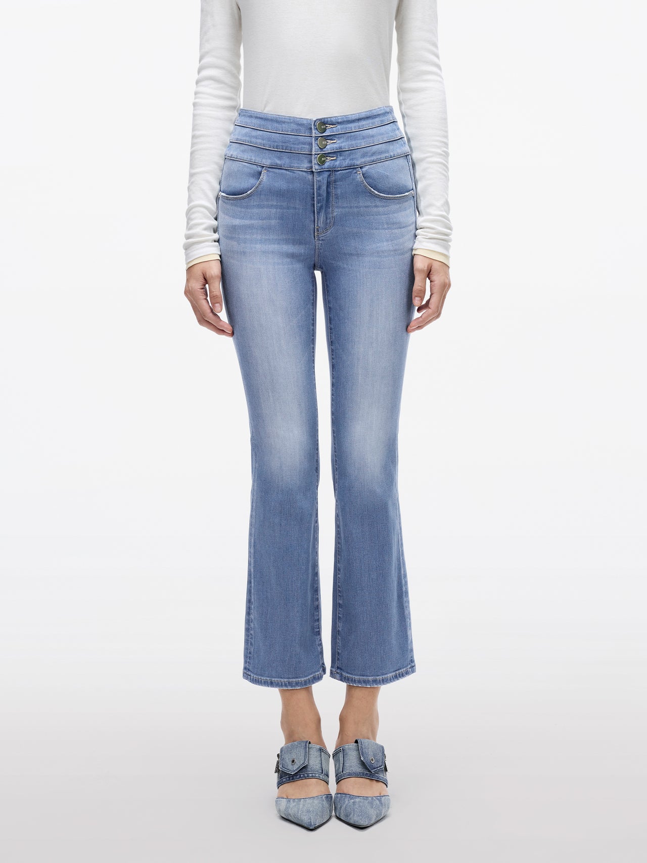 High Waisted Flared Jeans